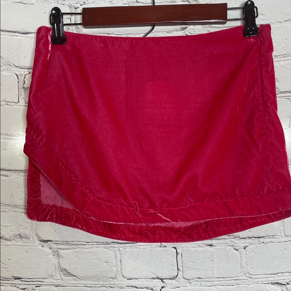 Free People Hot Pink Velvet Mini Skirt Size 0 Brand New W/Tags